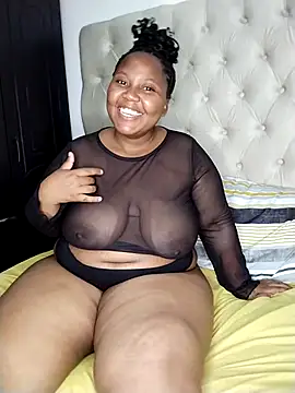 Bigbootyposh online show from October 15, 6:32 pm