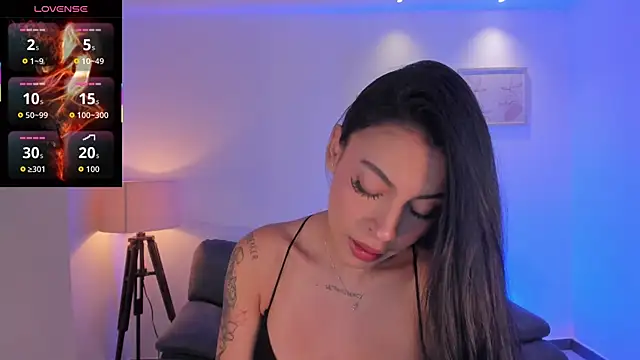 ChristineFord  online show from June 12, 12:24 pm
