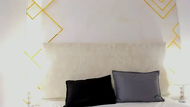 Martinaa Garcia online show from December 4, 8:31 pm