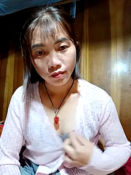 Snapshot of omai-ngot chatting on October 17, 12:52 pm omai-ngot online show from October 17, 12:52 pm
