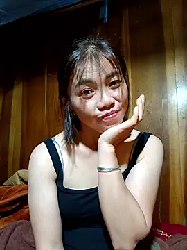 Snapshot of omai-ngot chatting on October 19, 1:24 pm omai-ngot online show from October 19, 1:24 pm