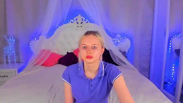 AlessaKiss online show from March 30, 6:46 am