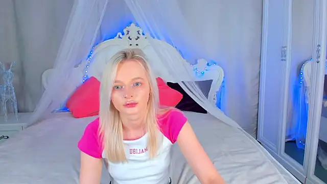 AlessaKiss online show from June 22, 3:25 am