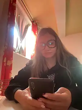 gabriellacali online show from November 19, 8:25 am