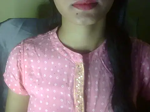 Shezi N online show from April 26, 1:42 pm