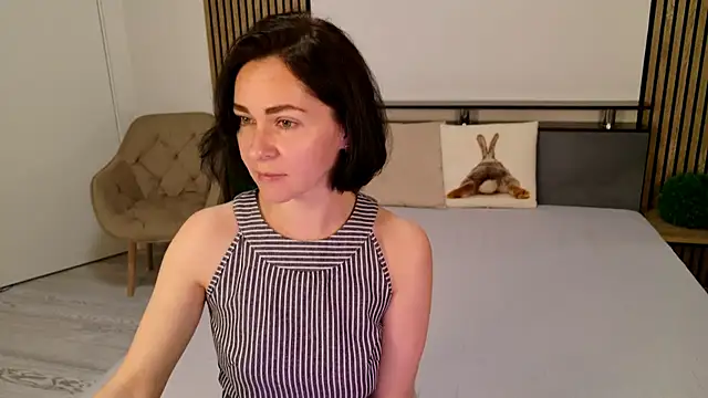 DitaNoir online show from June 11, 6:21 am