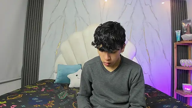 hoot booys  online show from April 21, 8:49 pm