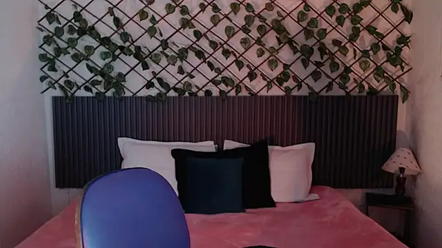 Dark Niight  online show from April 24, 12:30 pm