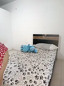 Isa Dolly online show from January 10, 10:25 pm