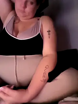 curvygirrlll online show from October 29, 9:50 pm