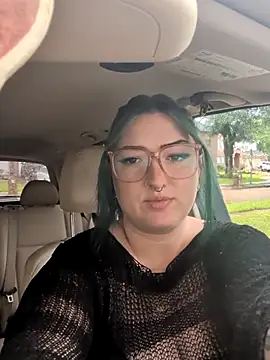 ImKatMeow online show from April 21, 4:58 pm