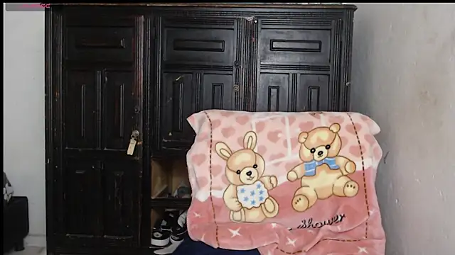 kataleya2021 online show from November 1, 1:32 am