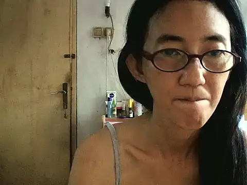 princessD077 online show from December 17, 9:02 am