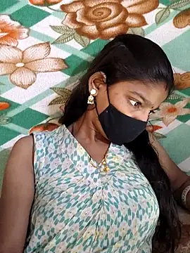 Itz Aisha   online show from June 27, 6:25 am