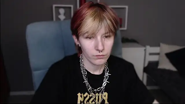 guitarandangell online show from April 23, 12:29 pm