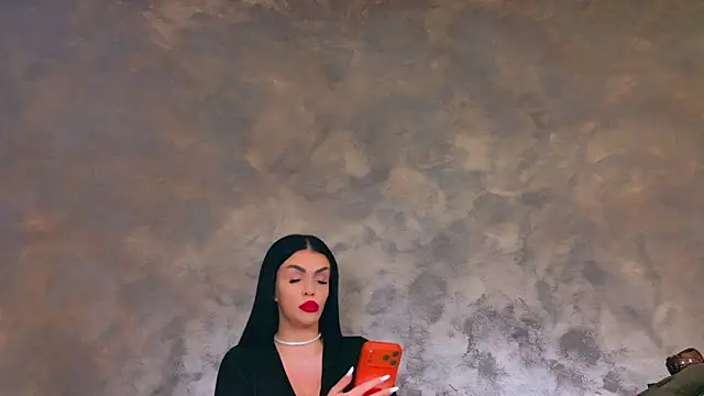 KimWilmes online show from April 19, 2:39 pm