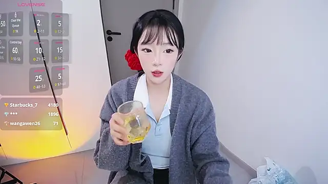 Kinadolly online show from November 3, 1:04 pm