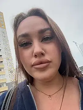 KiraSunshine online show from June 11, 3:25 am