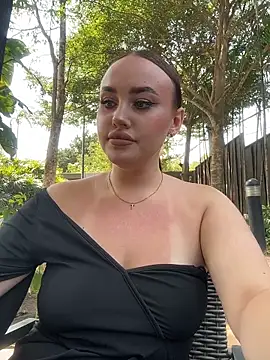 KiraSunshine online show from February 9, 5:21 am