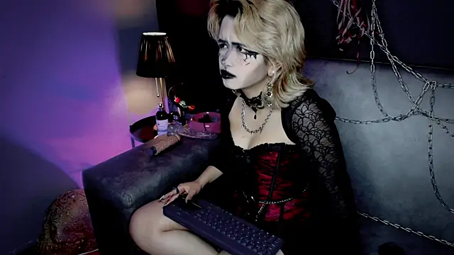 Navier   online show from December 16, 9:31 pm