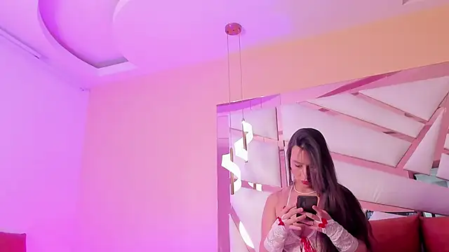 Catalina-Thompson online show from April 26, 1:42 pm