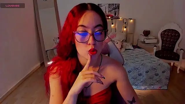 Amaraa couper1 online show from November 11, 3:24 am