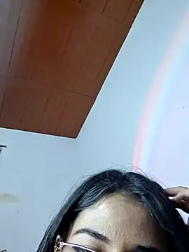 chloebrownn03 online show from November 24, 1:29 am