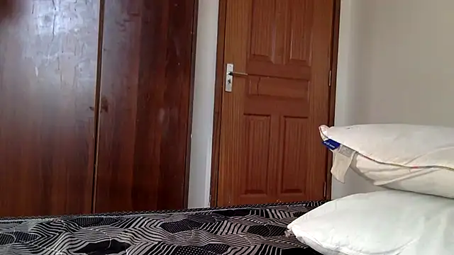 dime213 online show from April 25, 1:41 pm