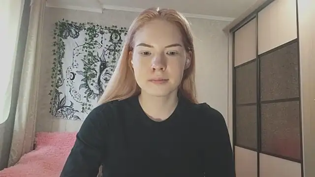 VETT KITTY online show from November 23, 6:27 am