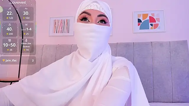 fatiima  online show from April 23, 7:38 pm