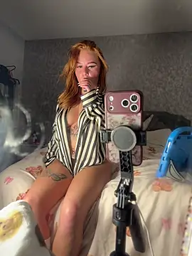 Ellieskyyee1 online show from February 4, 12:35 am