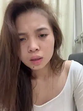 aaaaawhate online show from March 4, 11:50 am