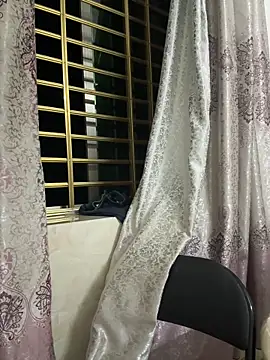 aaaaawhate online show from February 16, 11:54 am