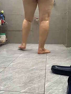 HinayLa online show from April 25, 1:41 pm