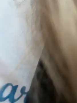 kira mia online show from April 18, 4:20 pm