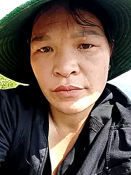 chipu06 online show from May 16, 12:46 am