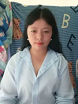 lisa-bae00 online show from June 9, 4:01 am