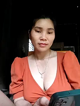 Bear bear0 online show from April 21, 1:42 am