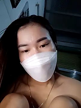 Family-Lovee online show from November 8, 8:25 pm