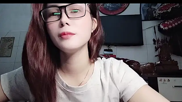 Family-Lovee online show from April 23, 3:36 pm