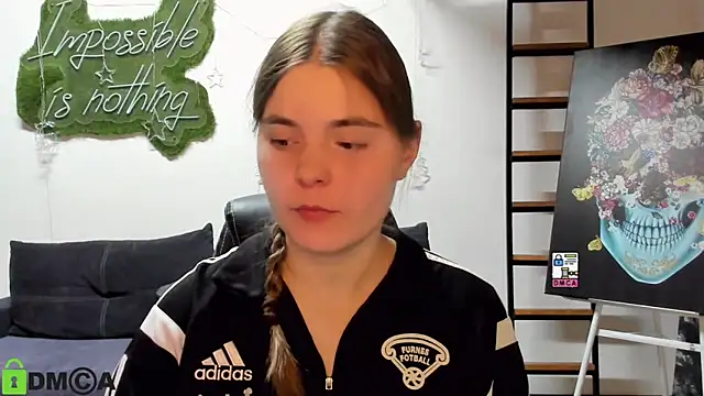 MiraaBloom online show from April 19, 2:06 pm