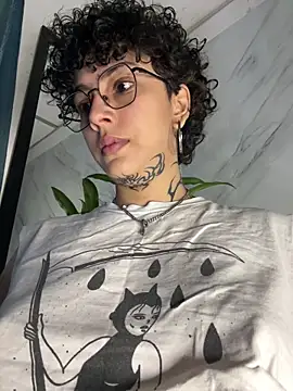 Abby Evanns1 online show from April 22, 2:25 pm