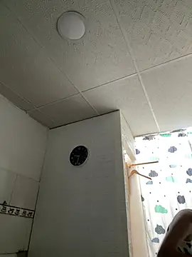 Abby Evanns1 online show from April 28, 2:32 pm