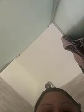 gatitalocahot online show from April 23, 3:36 pm