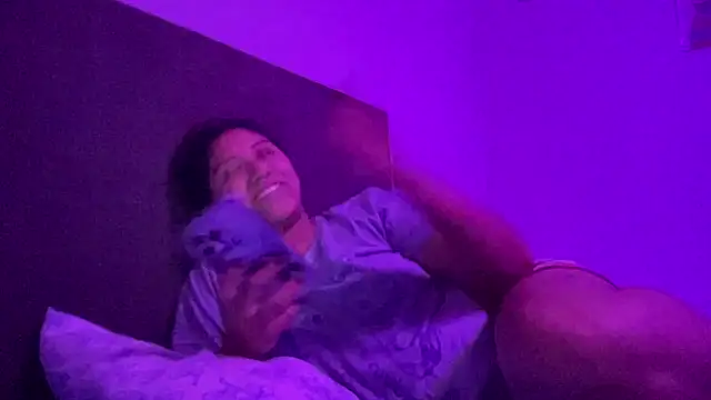 Kmiii21 online show from April 29, 11:54 pm