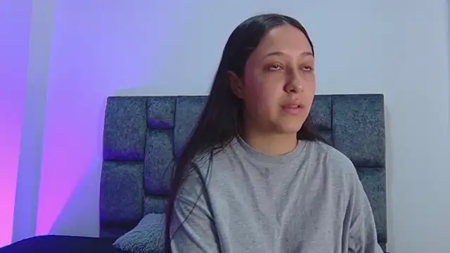 kittymonroe1 online show from December 18, 5:07 pm