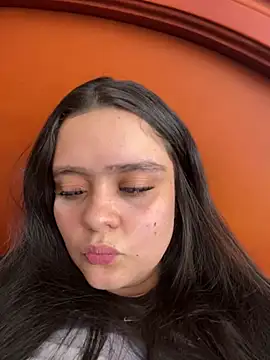 Selena Roa online show from April 25, 4:26 pm