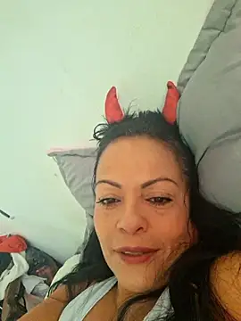 viviana-sexi online show from June 26, 12:17 pm