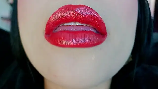 mia roux1 online show from February 7, 10:35 pm