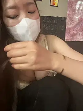 kitty-20x online show from March 21, 8:19 am